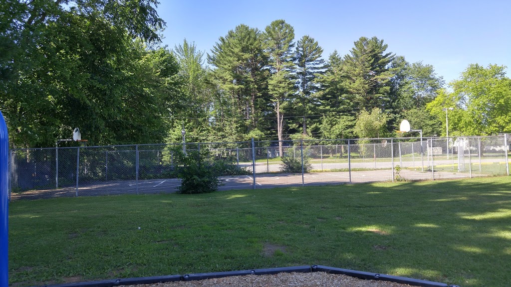 Parc Memorial | 1633 Rue Poplar, Mascouche, QC J7L 2J4, Canada