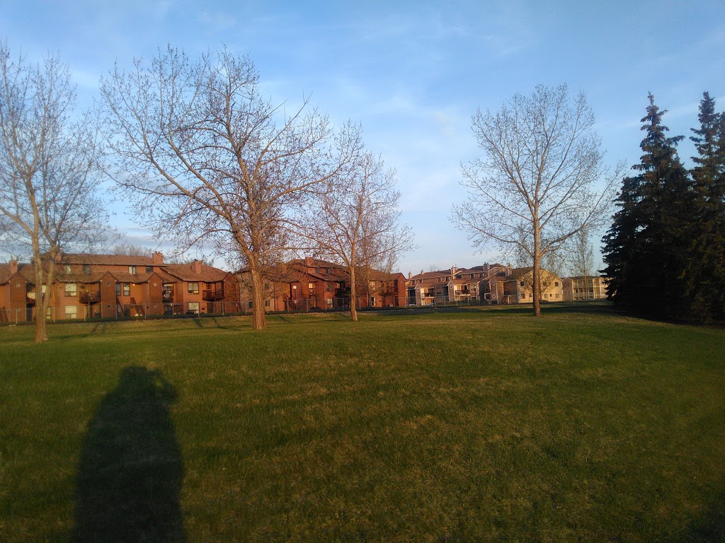 Rochdale Park Playground | 6700-, 6798 Rochdale Blvd, Regina, SK S4X 2Z2, Canada