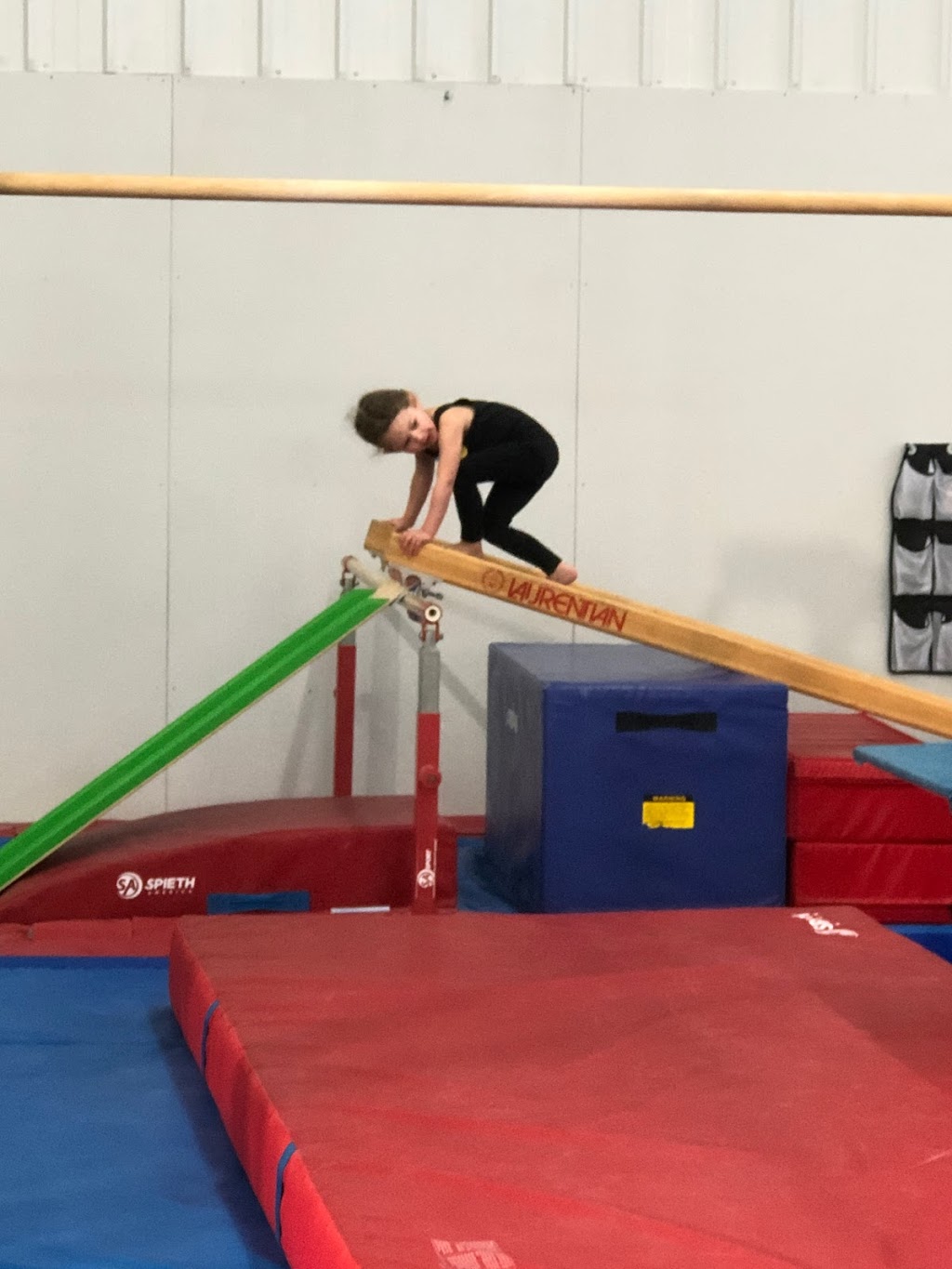 Strathmore Gymnastics Centre | 70 Slater Rd Bay i, Strathmore, AB T1P 1J3, Canada | Phone: (403) 934-3450