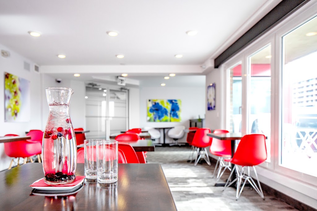 Hotel Elan | 1122 16 Ave SW, Calgary, AB T2R 0T6, Canada | Phone: (403) 229-2040