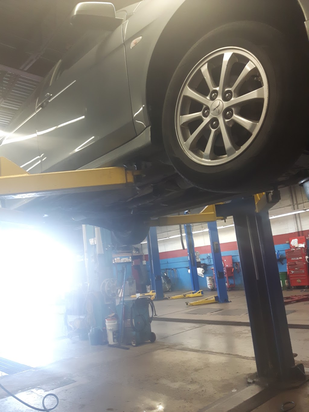 Aquitaine Auto Repair | 6905 Millcreek Dr #6, Mississauga, ON L5N 6A3, Canada | Phone: (905) 542-3360