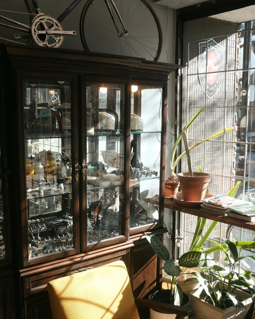 Vélo Espresso | 4551 Rue Sainte-Catherine E, Montréal, QC H1V 1Y8, Canada | Phone: (514) 596-0655