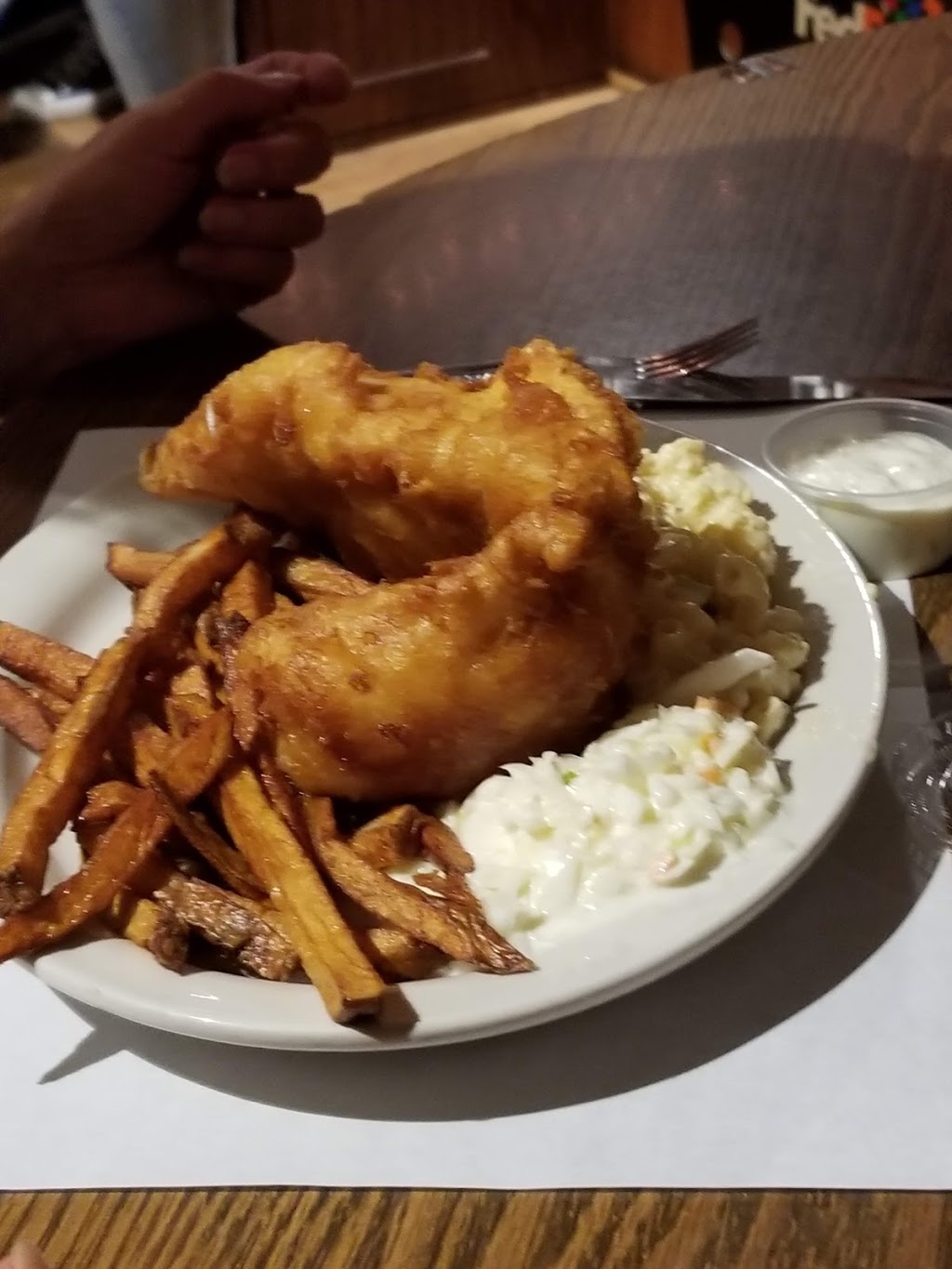 Genes Junkyard Bar & Grill | 501 Young St, Tonawanda, NY 14150, USA | Phone: (716) 743-1866