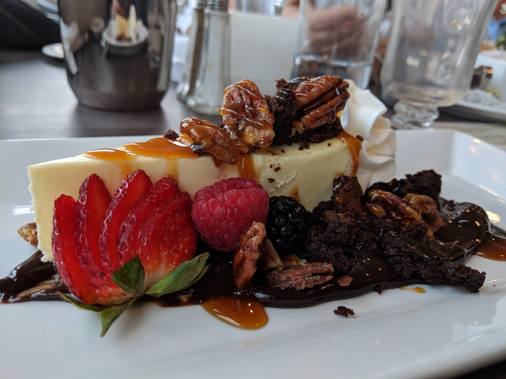 Lake House Restaurant | 3100 N Service Rd, Vineland Station, ON L0R 2E0, Canada | Phone: (905) 562-6777