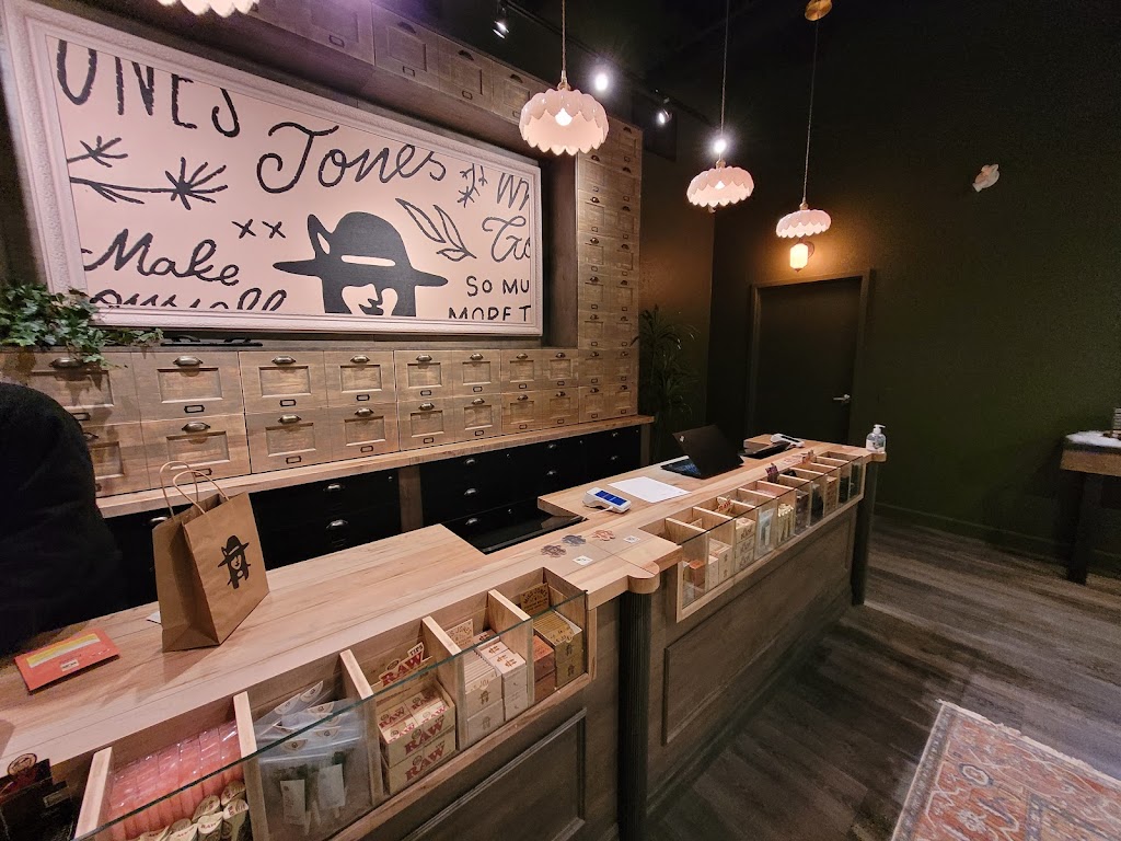Miss Jones Goderich Outpost | 397 Bayfield Rd, Goderich, ON N7A 4E9, Canada | Phone: (226) 455-6595