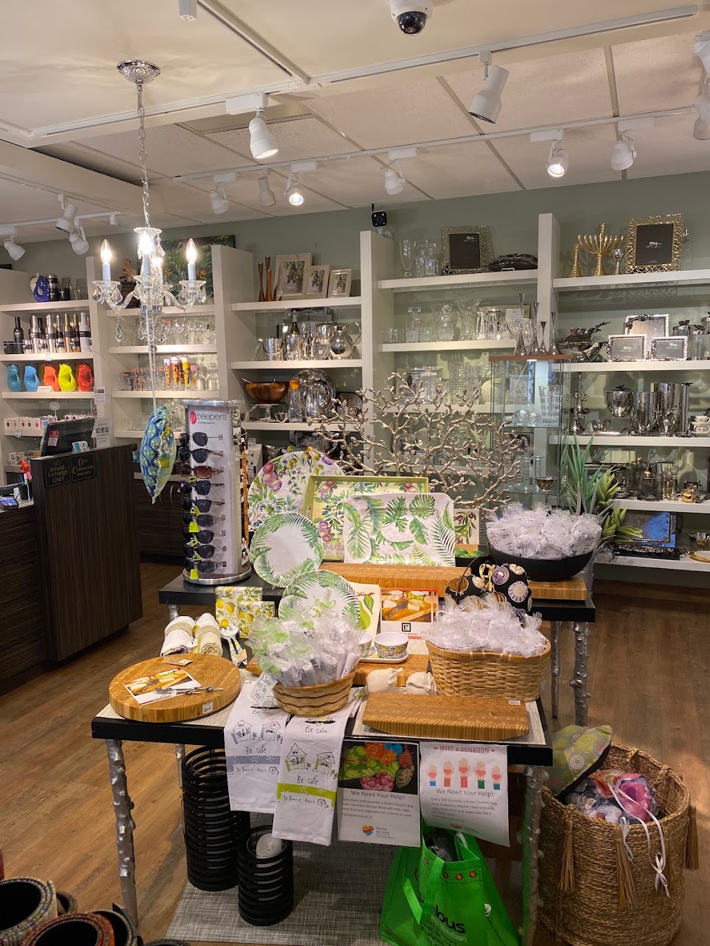 Pizazz Gifts | 3131 Edgemont Blvd, North Vancouver, BC V7R 2N7, Canada | Phone: (778) 340-7660