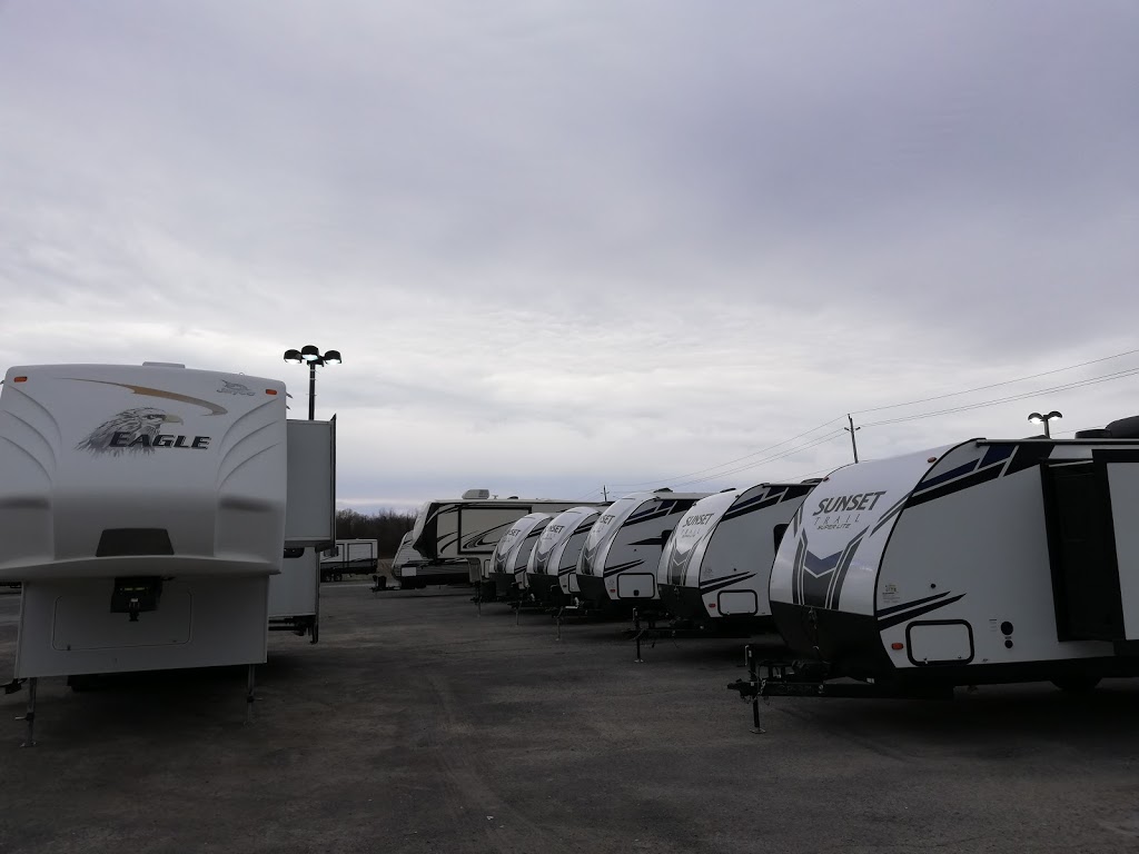 Camp Town RV | 1346 Bankfield Rd, Manotick, ON K4M 1A7, Canada | Phone: (613) 692-6667