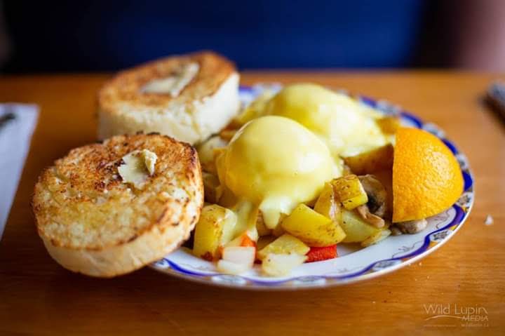 Harbour General Store and Restaurant | 8545 Peggys Cove Rd, Indian Harbour, NS B3Z 3P5, Canada