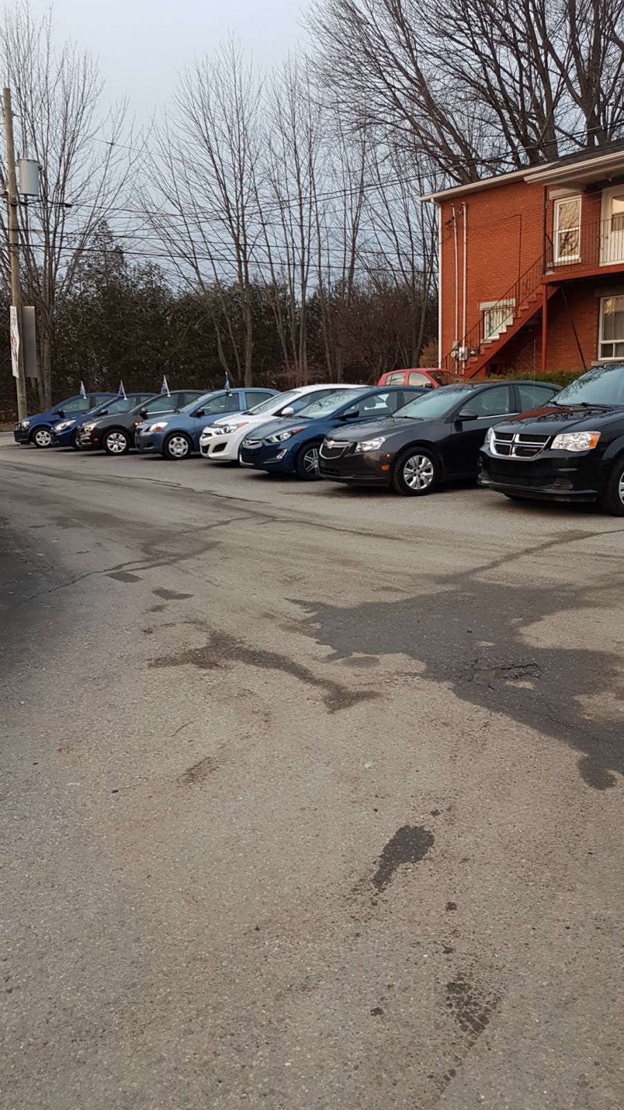 LOCATION DAUTO BEAUDOIN | 42 Rue Saint-Laurent, Windsor, QC J1S 1N9, Canada | Phone: (819) 845-4530