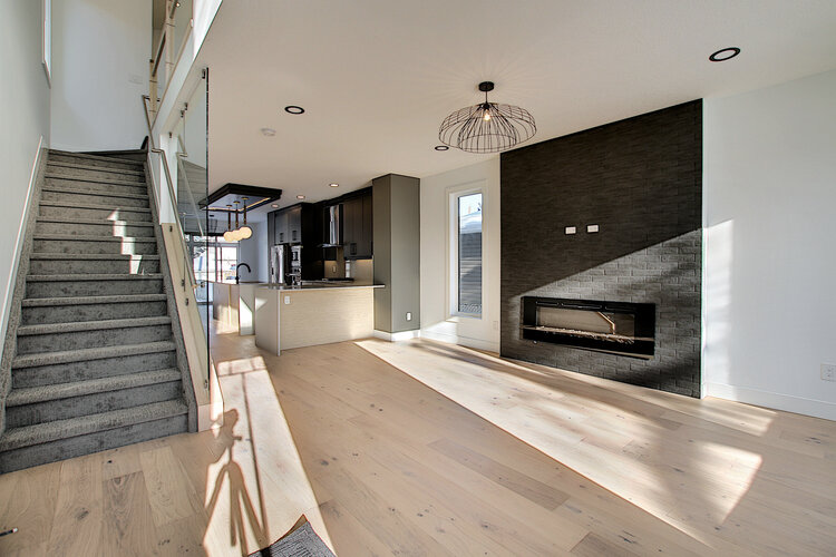 Aavian Homes | 3112 13 Ave NW, Edmonton, AB T6T 0Z3, Canada | Phone: (780) 901-1008