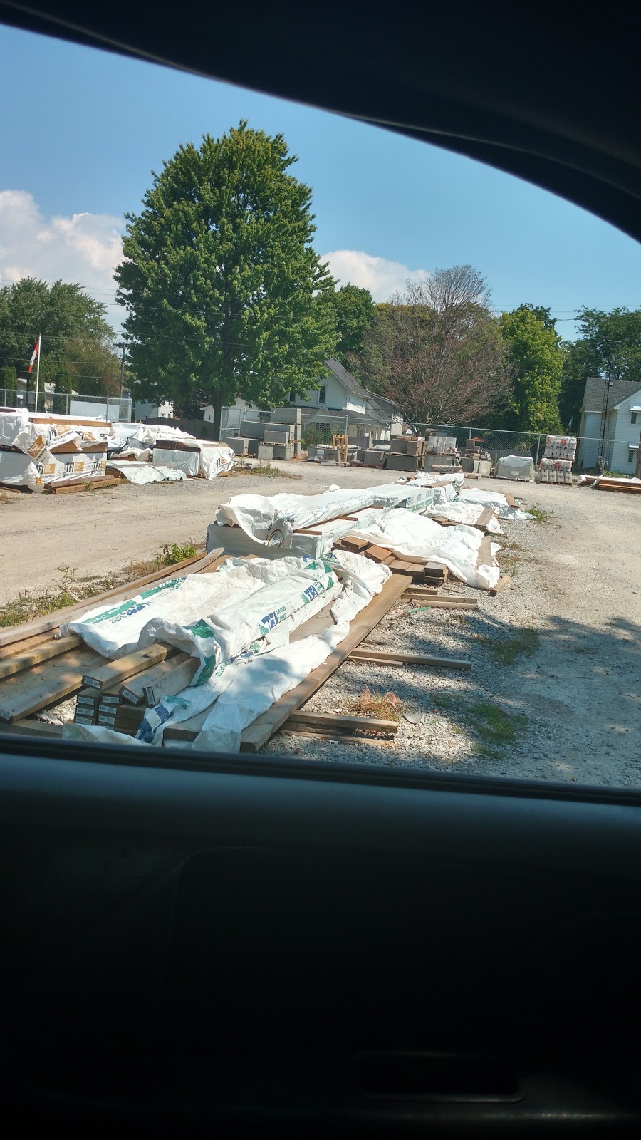 Port Rowan Home Building Centre | 1089 Bay St, Port Rowan, ON N0E 1M0, Canada | Phone: (519) 586-7336
