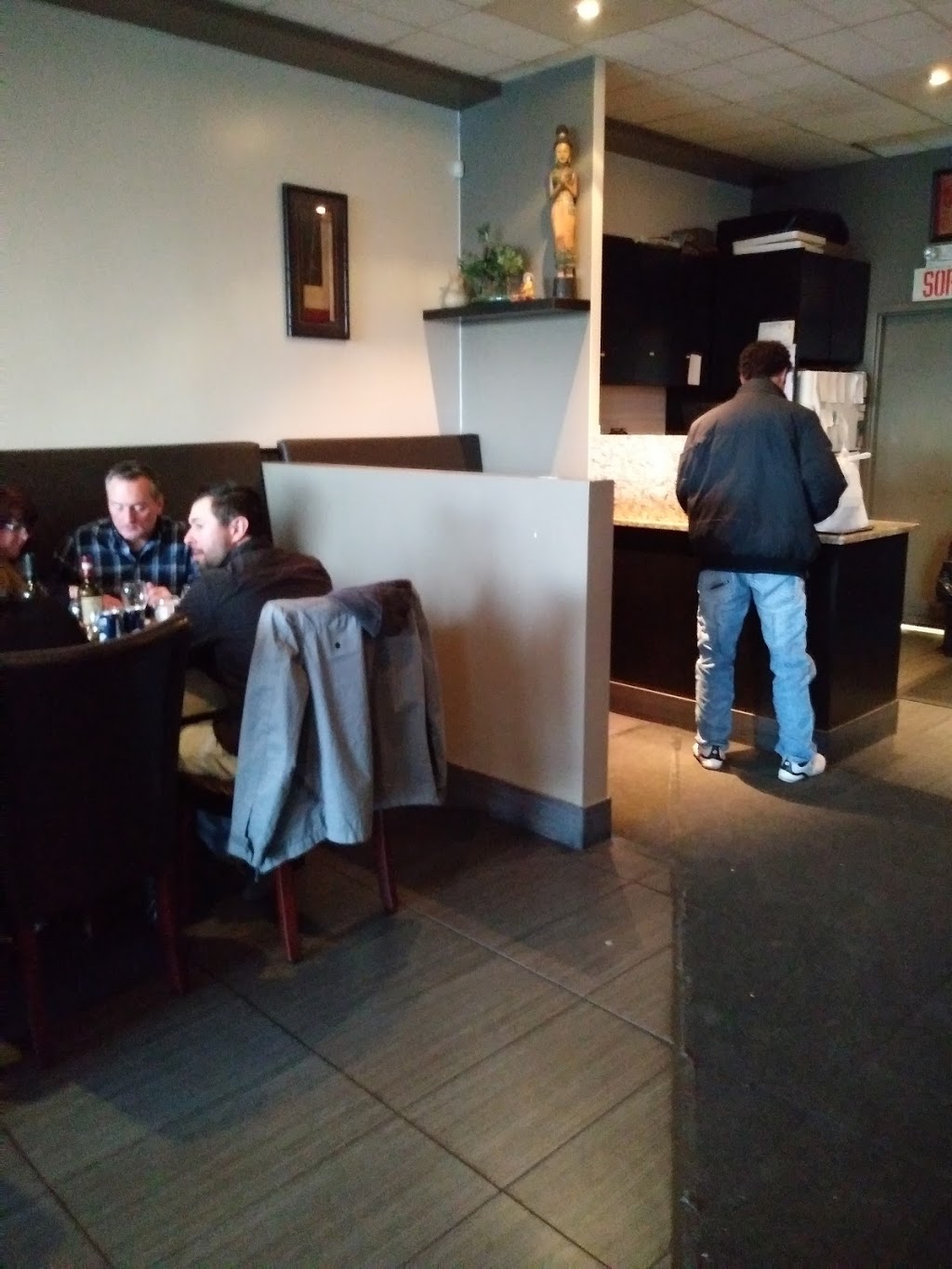 Restaurant Thai Ya | 3194 Chemin Gascon, Terrebonne, QC J6X 3Z3, Canada | Phone: (450) 325-1865