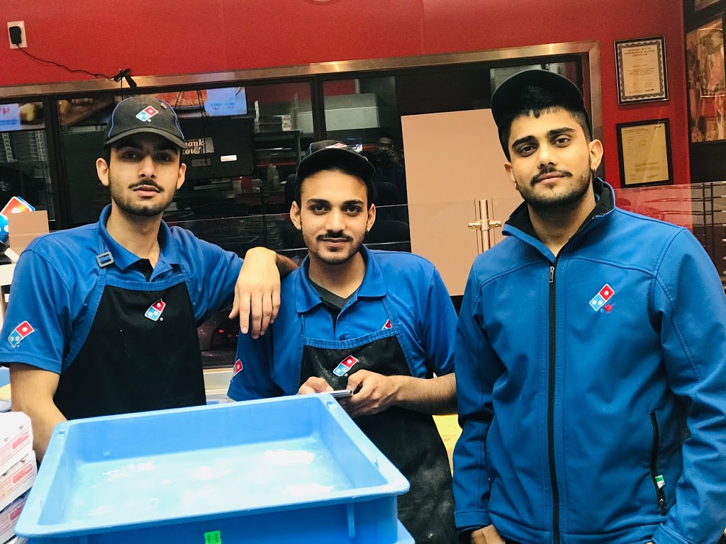 Dominos Pizza | 233 Regent Ave W, Winnipeg, MB R2C 1R3, Canada | Phone: (204) 987-5557