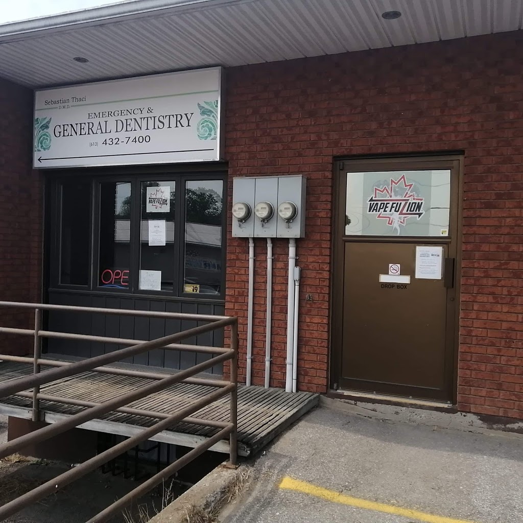 Vape Fuzion-Renfrew | 372 Raglan St S, Renfrew, ON K7V 1R7, Canada | Phone: (613) 315-6458