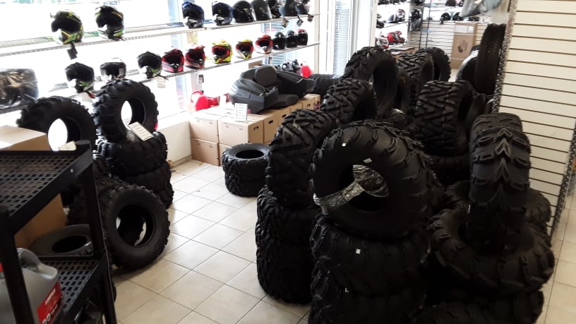 Alma Pieces Motoneiges Enr | 249 Avenue du Pont N, Alma, QC G8B 5C4, Canada | Phone: (418) 668-5167