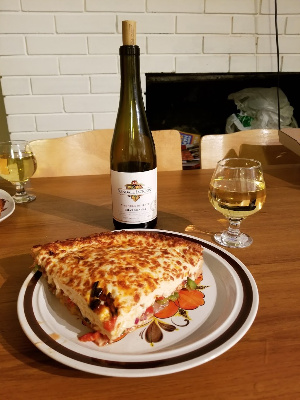 Formaggios Pie Shack | 1600 Highbury Ave N, London, ON N5Y 5N7, Canada | Phone: (519) 457-2233