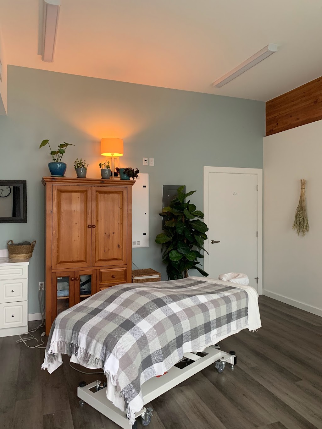 qathet Registered Massage Therapy | 4313 Alberta Ave Unit 6, Powell River, BC V8A 5J7, Canada | Phone: (604) 344-0043