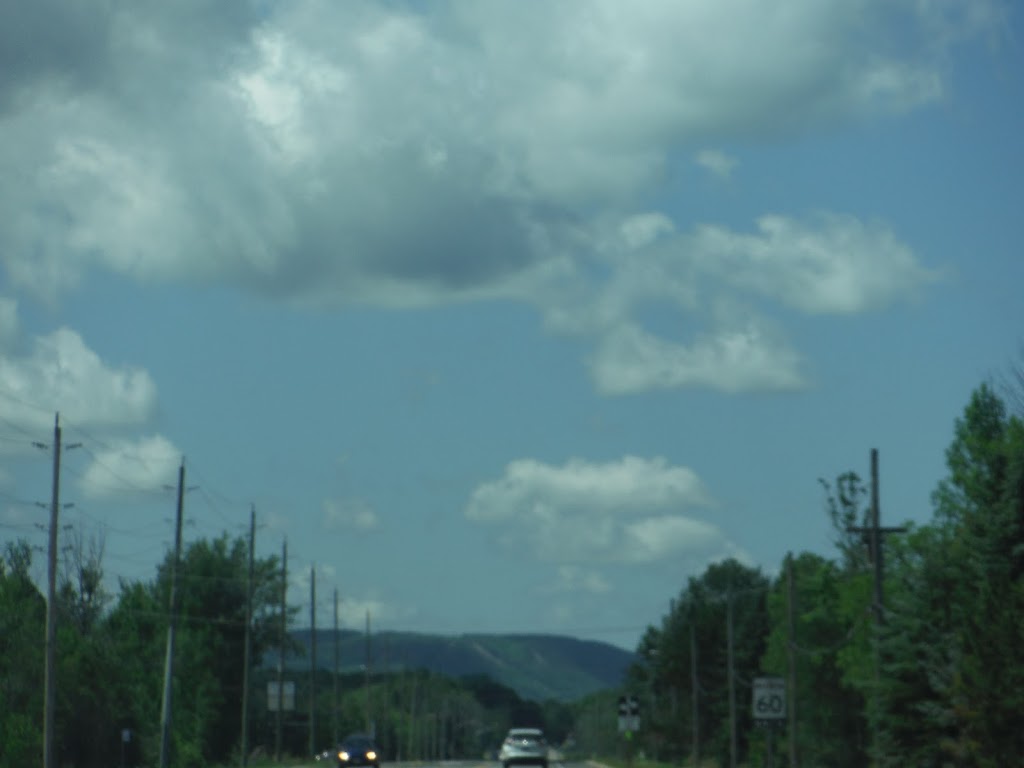 Esso | 209814 ON-26, The Blue Mountains, ON L9Y 3Z2, Canada | Phone: (705) 302-1885