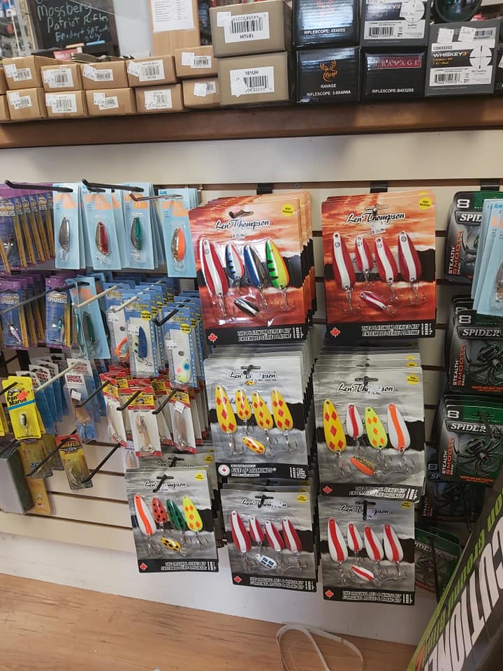 Ricks Happi Hooka Guns & Tackle | 275 First St, Collingwood, ON L9Y 1A8, Canada | Phone: (705) 293-1919
