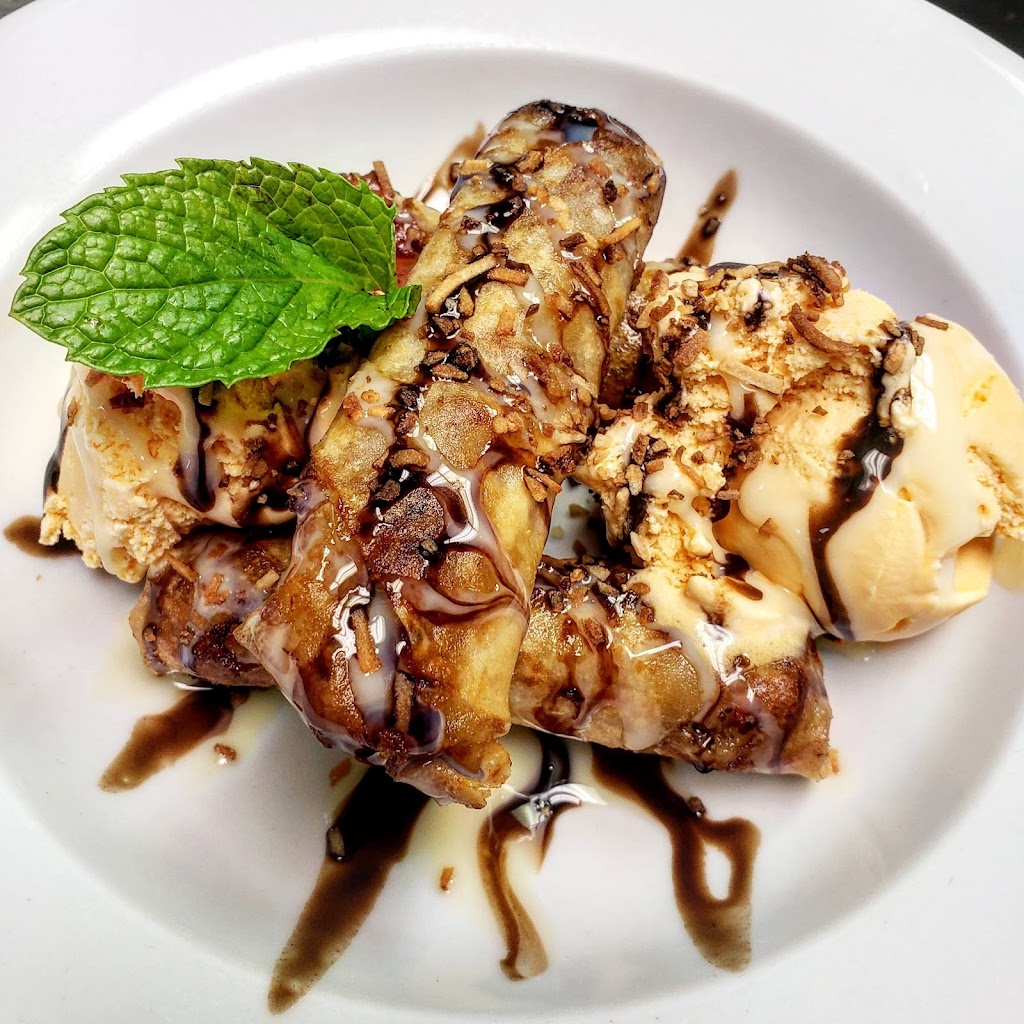Bamboo Hut Southeast Asian Cuisine | 5052 46 St, Sylvan Lake, AB T4S 1C3, Canada | Phone: (403) 864-2488