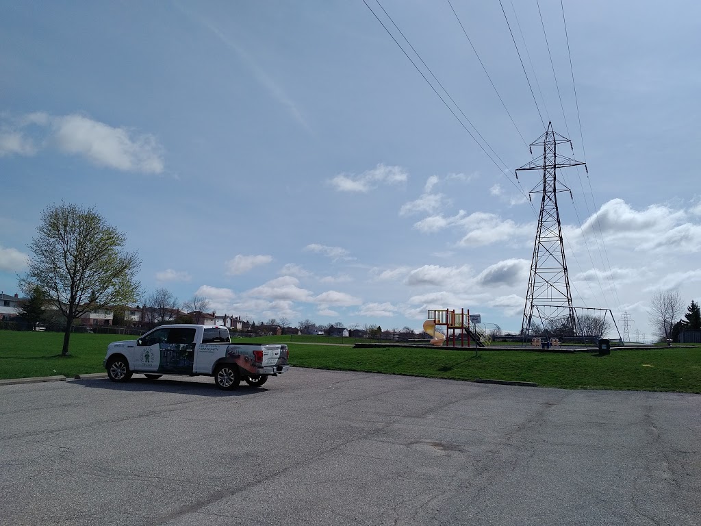 Gatesbury Park | 28 Niska Dr, Waterdown, ON L0R 2H3, Canada