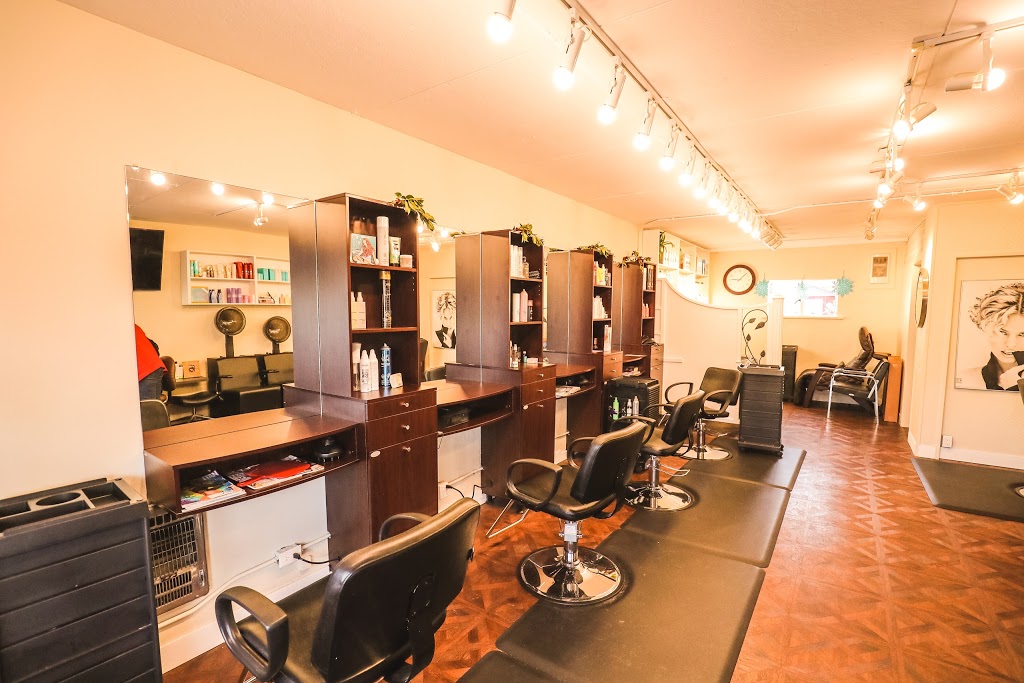Dean Heights Beauty Salon | 2877 Foul Bay Rd, Victoria, BC V8R 5C5, Canada | Phone: (250) 592-7633
