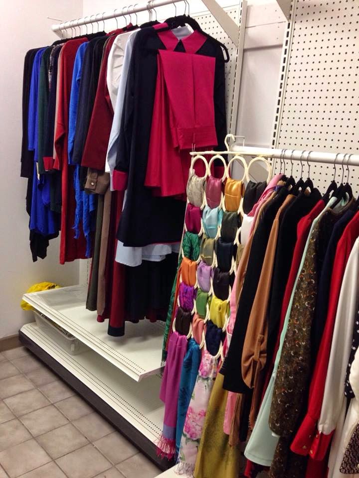 Shawl World Boutique | 490 Wonderland Rd S, London, ON N6K 3T1, Canada | Phone: (226) 700-6550