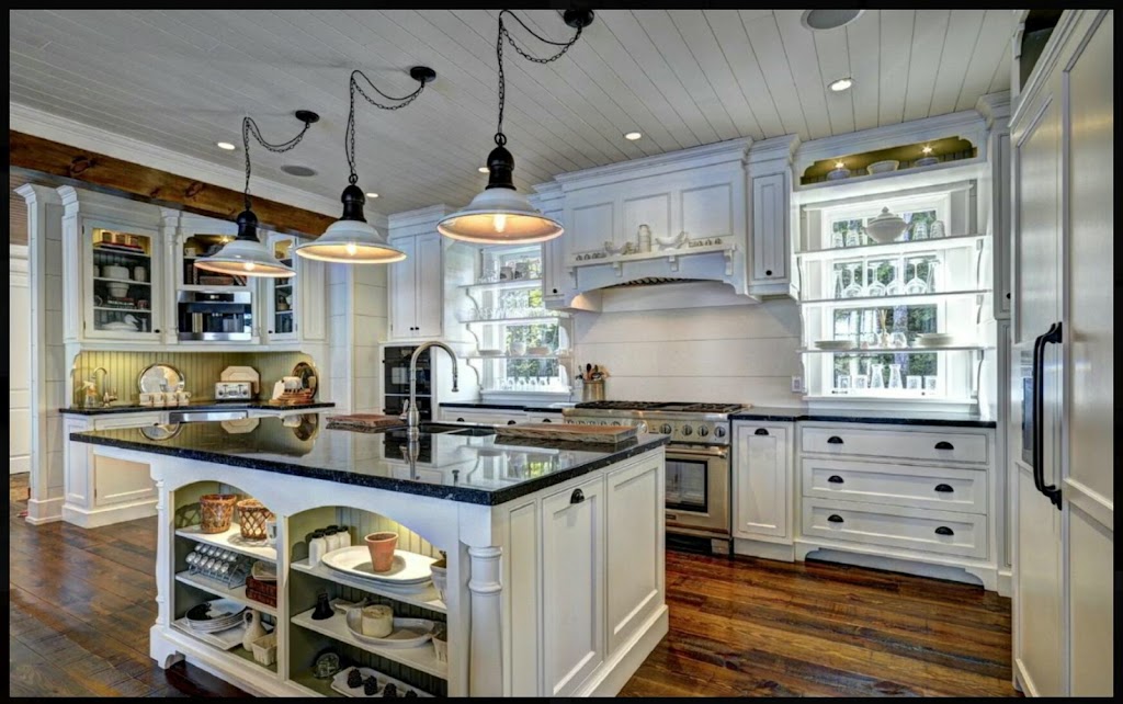 Beyond Compare | 69 Spencer St, Bracebridge, ON P1L 1C4, Canada | Phone: (705) 644-4497