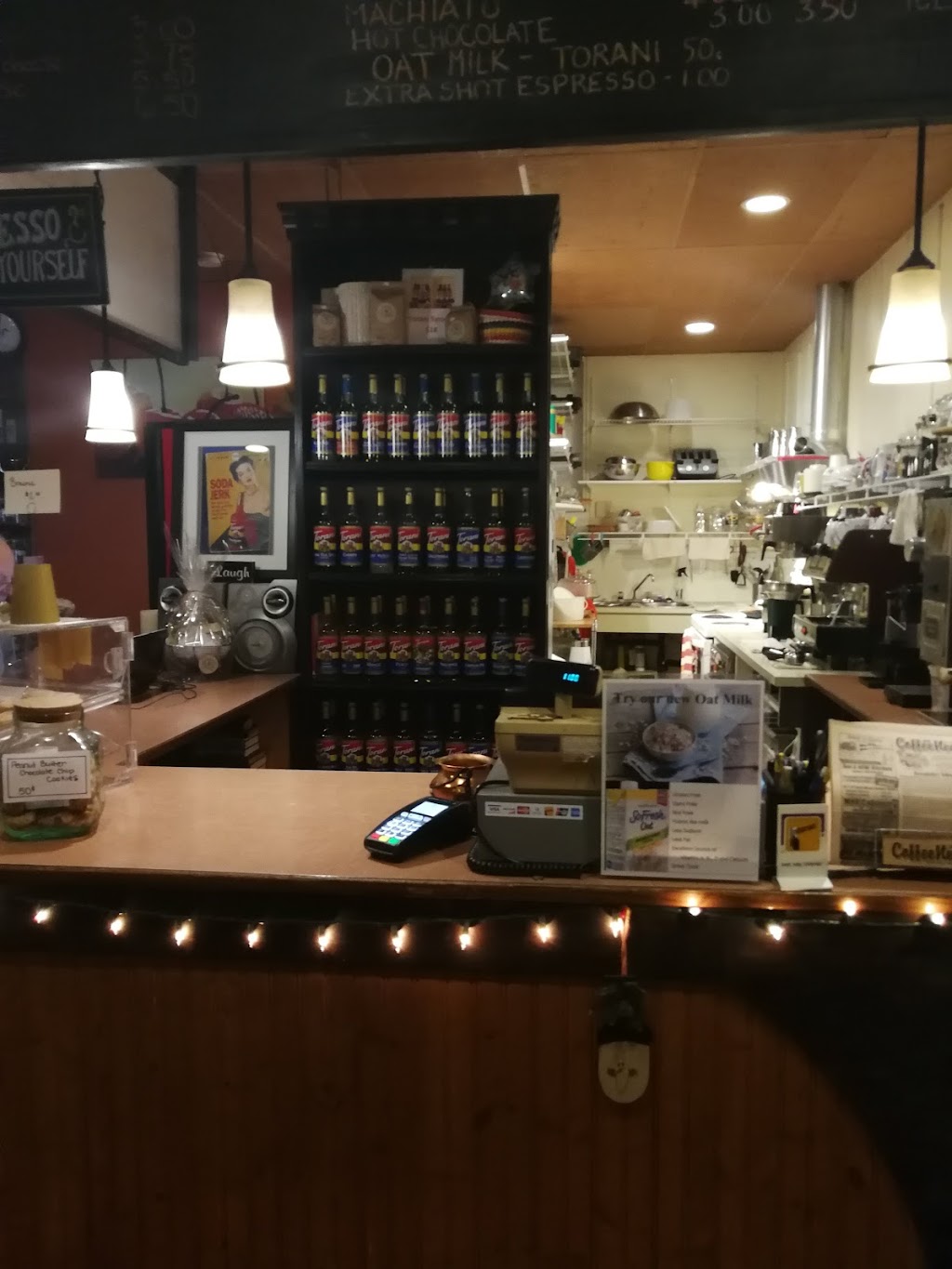 Book Nook Coffee House | 2859 Oak St, Chemainus, BC V0R 1K1, Canada | Phone: (250) 246-9188