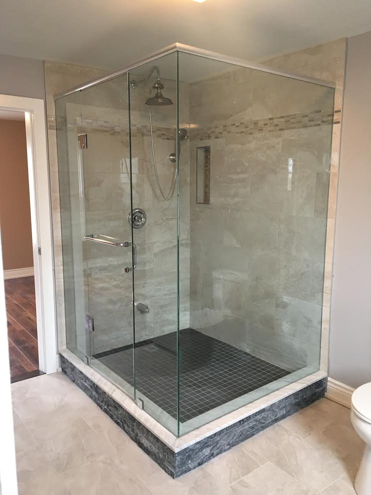 Raymond Quality Glass & Mirror | 13085 Lundys Ln, Niagara Falls, ON L2E 6S4, Canada | Phone: (905) 650-2228