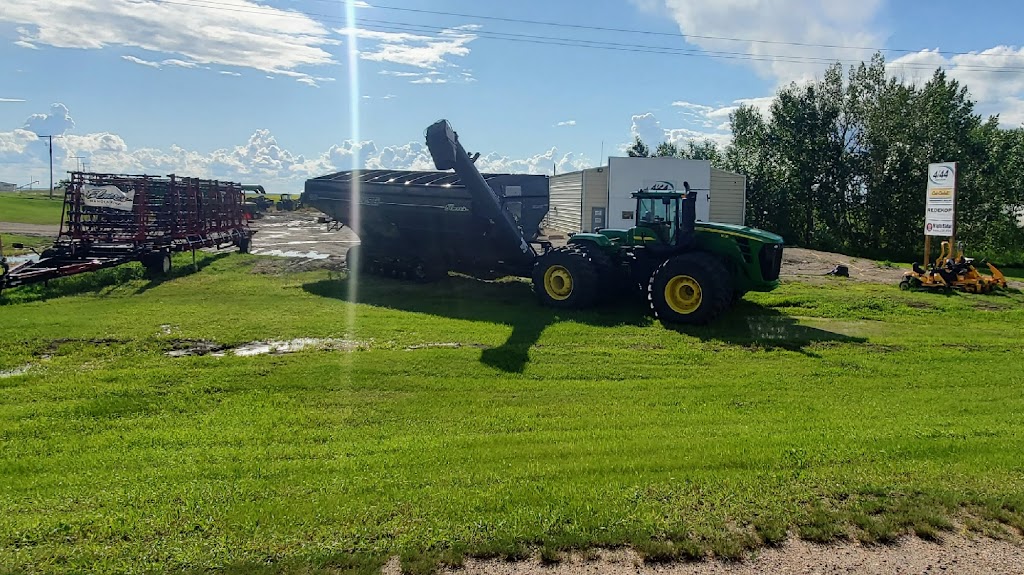 4/44 Services | 95 SK-4, Elrose, SK S0L 0Z0, Canada | Phone: (306) 378-4444
