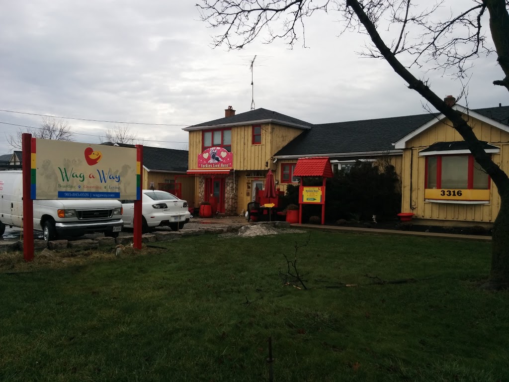 Wag-A-Way | 3316 Dundas St W, Oakville, ON L6M 4J3, Canada | Phone: (905) 845-0526