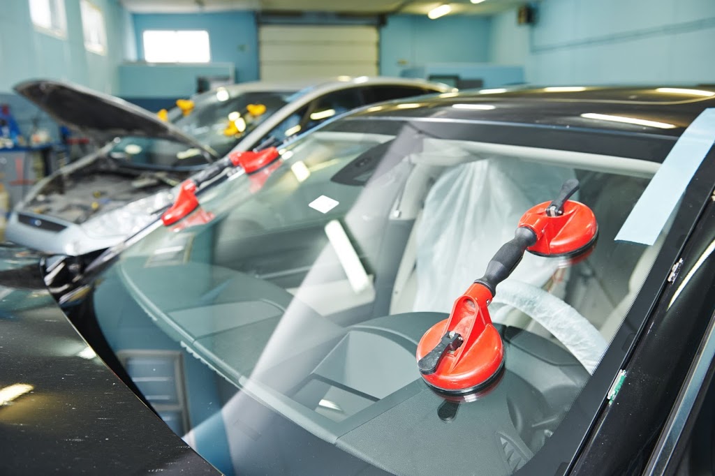 Sprint Auto Glass | Auto Glass Markham | 5694 Hwy 7, Markham, ON L3P 1B4, Canada | Phone: (416) 856-9049