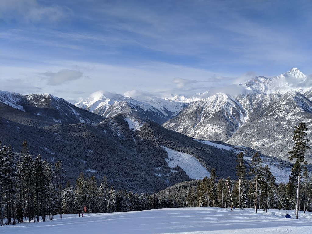 RK Heliski - Heli-skiing in British Columbia | 2045 Greywolf Dr, Panorama, BC V0A 1T0, Canada | Phone: (250) 342-3889