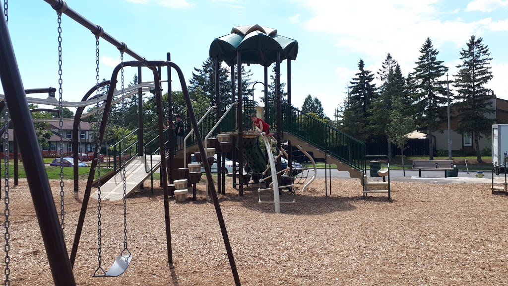 Paul Landry Park | 3345 Uplands Dr, Ottawa, ON K1V 0E6, Canada | Phone: (613) 580-2424