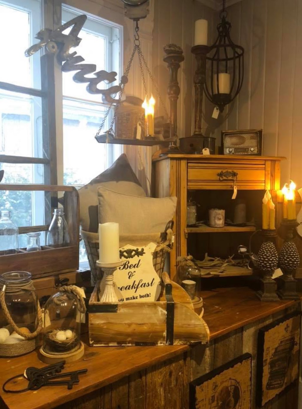 Les Mémoires DÉvelyne | 1894 Chemin Ste Angélique, Saint-Lazare, QC J7T 2Y1, Canada | Phone: (450) 218-6447