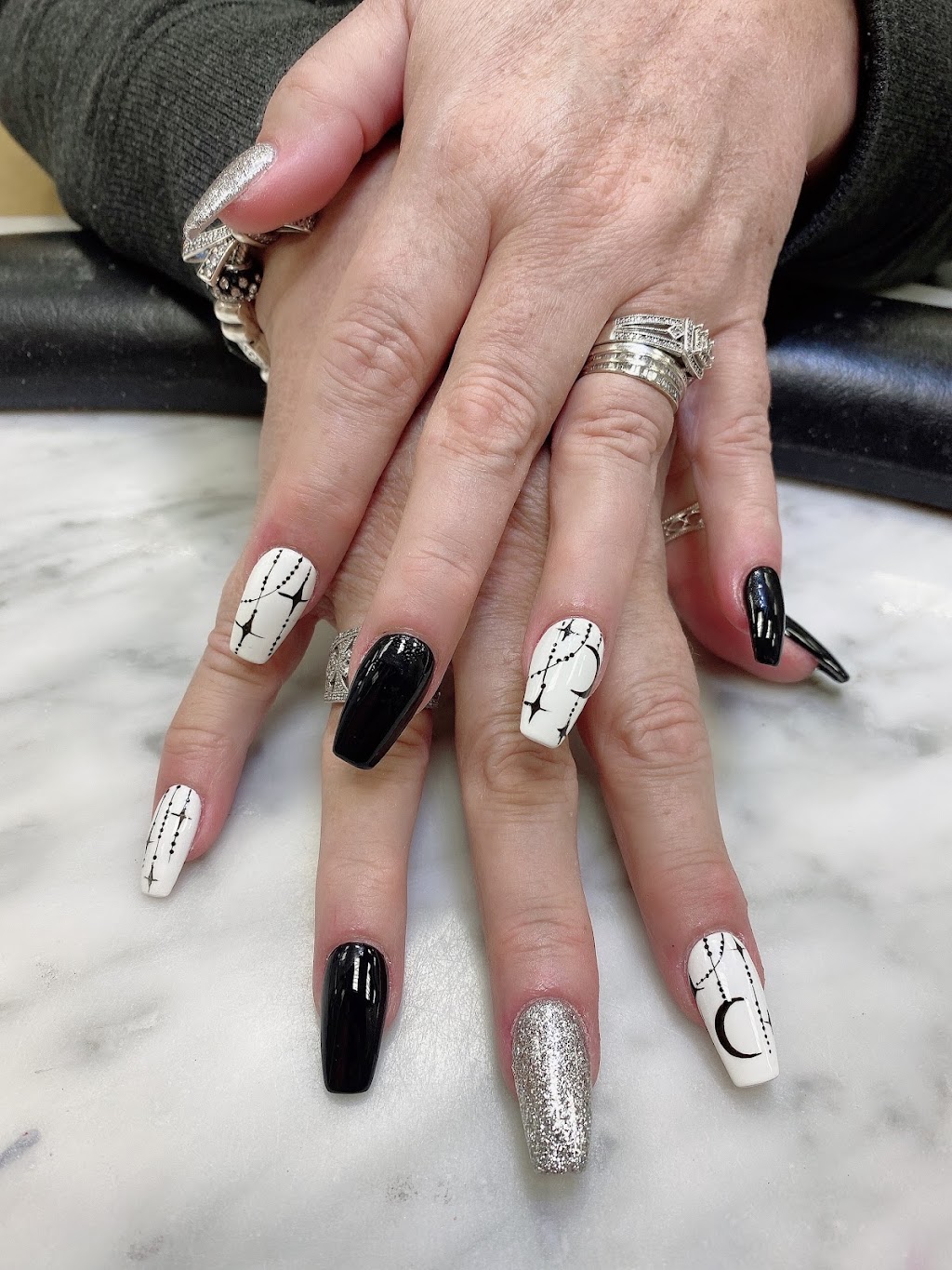 TSL Nails Spa | 471 Terry Fox Dr Unit 30, Kanata, ON K2T 0R6, Canada | Phone: (613) 592-3555