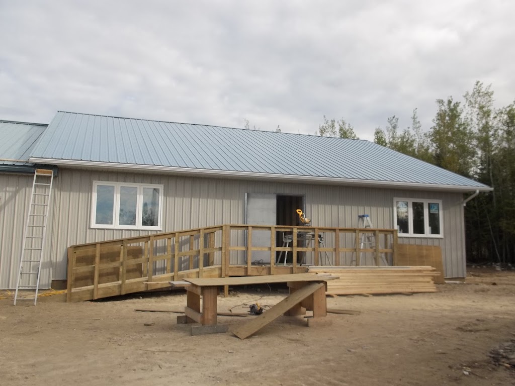 Poplar Hill Hotel | Poplar Hill, Kenora, Unorganized, ON P0V 3E0, Canada | Phone: (807) 772-9924