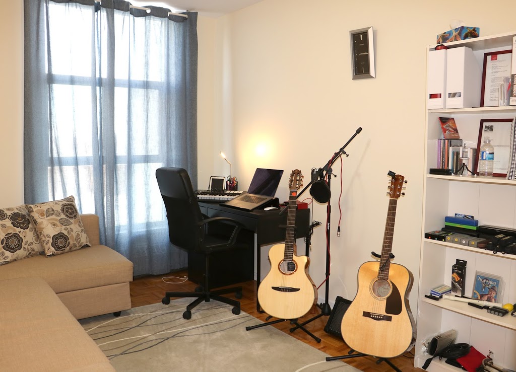 Guitar & Harmonica Lessons | 110 Inverlochy Blvd #601, Thornhill, ON L3T 3R6, Canada | Phone: (647) 676-6744