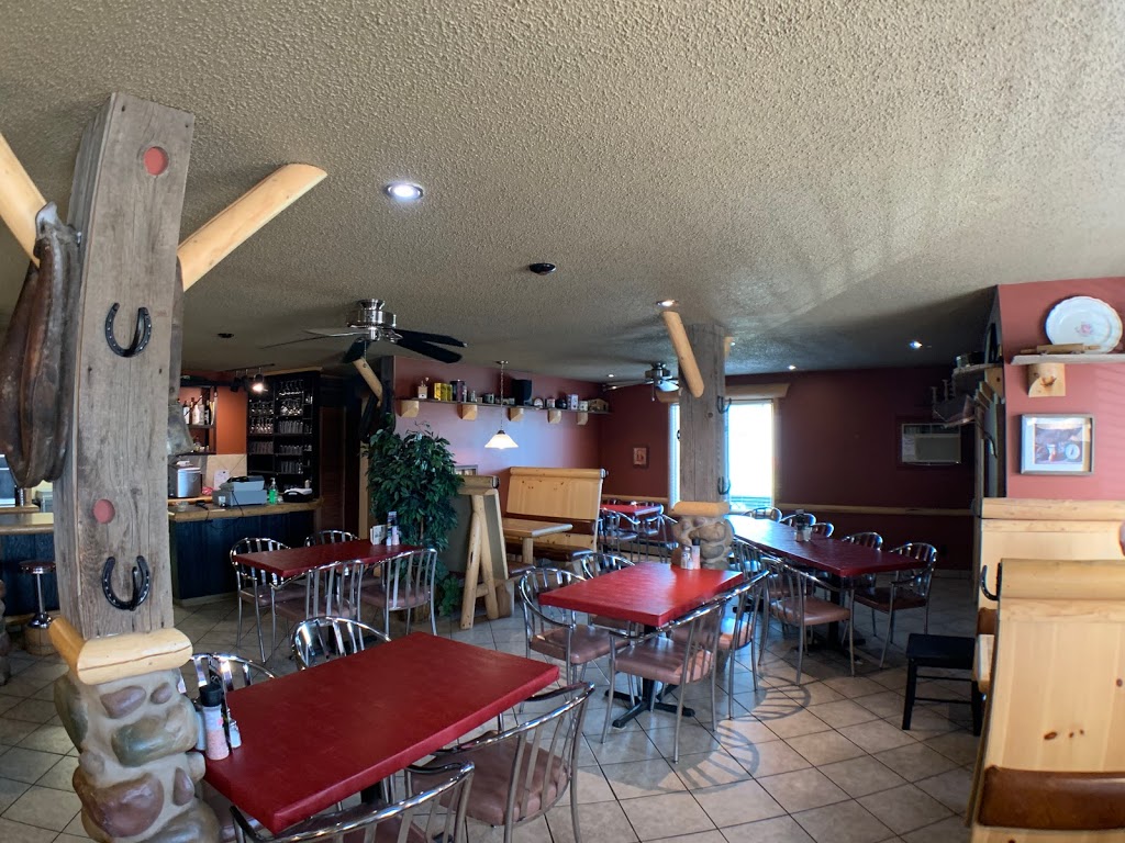 LadySmith Cafe & Lodging | 110 1 Ave N, Trochu, AB T0M 2C0, Canada | Phone: (403) 442-2900