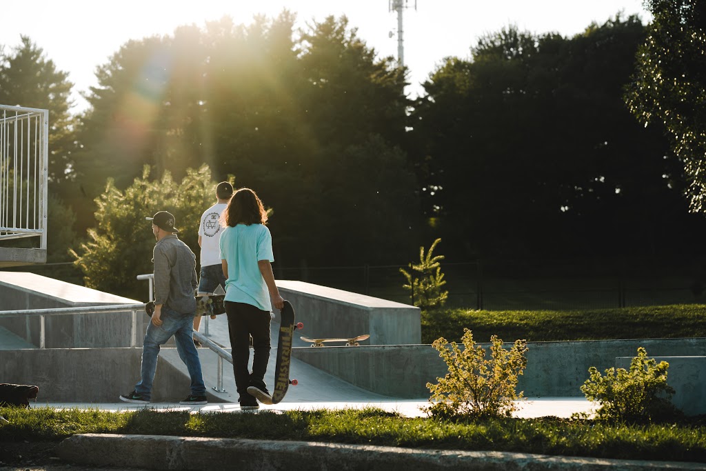Parc des Pins | 2355 Chemin Ste Marie, Mascouche, QC J7K 3T2, Canada | Phone: (450) 474-4133