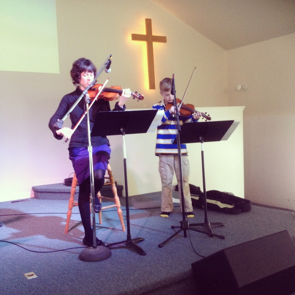Blue Mountain Community Church | 219 Bruce St S, Thornbury, ON N0H 2P0, Canada | Phone: (519) 599-5570