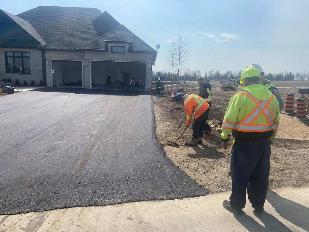 Guelph Paving | point of interest | 15 Smith Ave, Guelph, ON N1E 5V4, Canada | 5198238142 OR +1 519-823-8142