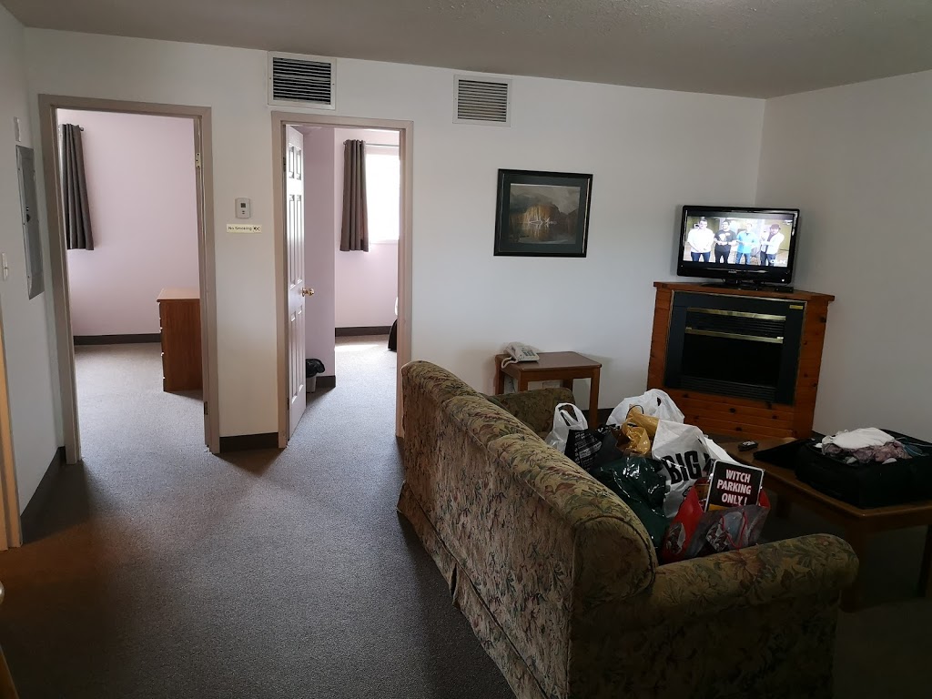 Saga Resort | 88 Main St, Wasaga Beach, ON L9Z 2K9, Canada | Phone: (705) 429-2543