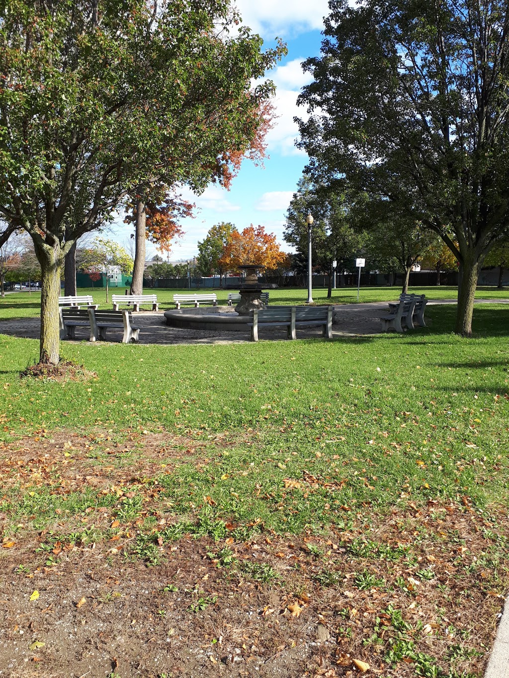Beasley Park | 96 Mary St, Hamilton, ON L8R 1K4, Canada | Phone: (905) 546-2489