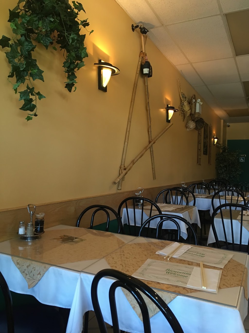 Phu-Yen Restaurant | 700 March Rd, Kanata, ON K2K 2V9, Canada | Phone: (613) 599-0006