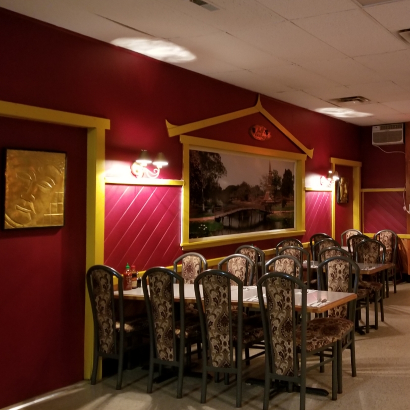 Mount Brydges Lotus Thai Restaurant | 22527 Adelaide Rd, Mount Brydges, ON N0L 1W0, Canada | Phone: (519) 852-9424