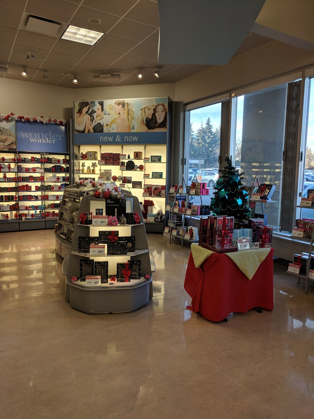 Shoppers Drug Mart | 383 Heritage Dr SE, Calgary, AB T2H 1M8, Canada | Phone: (403) 255-4998