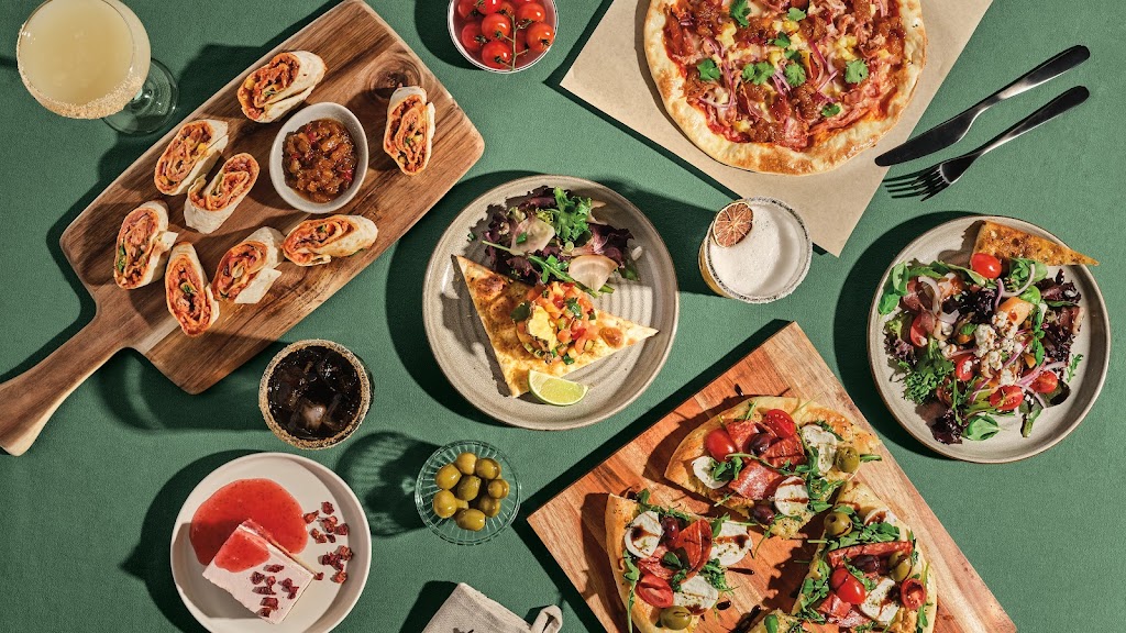 La Piazzetta Granby | 252 Rue Denison E local 103, Granby, QC J2H 2R6, Canada | Phone: (450) 378-3630