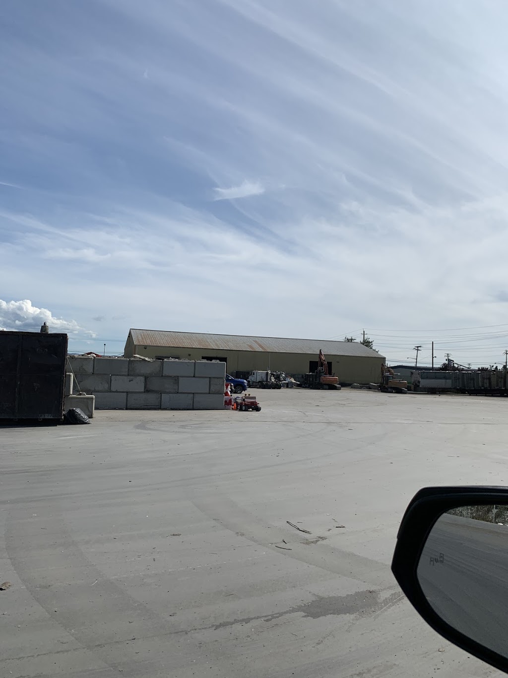 First Class Transfer Station | 34613 Vye Rd, Abbotsford, BC V2S 8J7, Canada | Phone: (604) 854-0095
